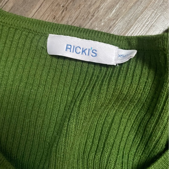 Ricki’s green babydoll top, size xs - Picture 2 of 3